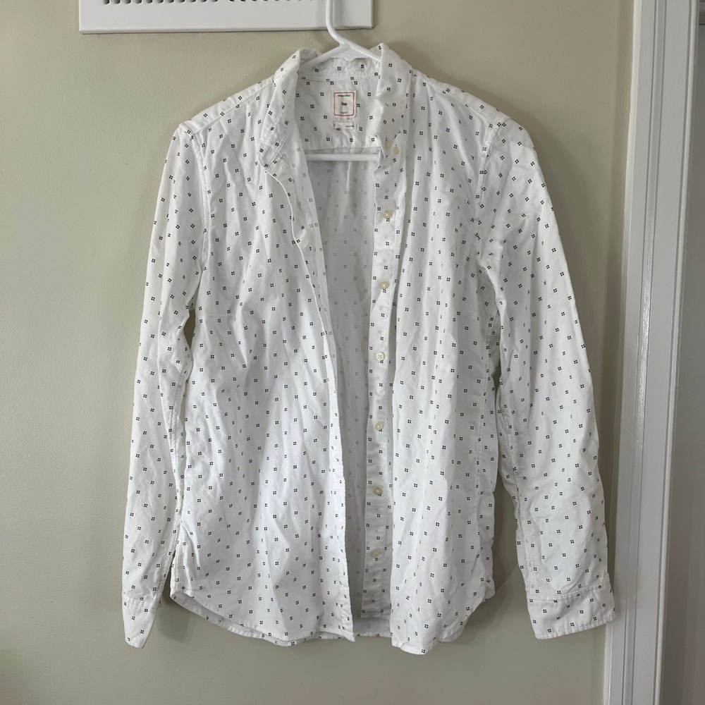 GAP Button-Up Shirt with blue squares